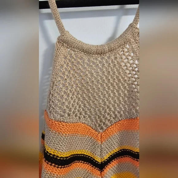 LOVE KNITS NYE Colorful Knit Halter Top Crop Open Back Straps Size L - Picture 2 of 4